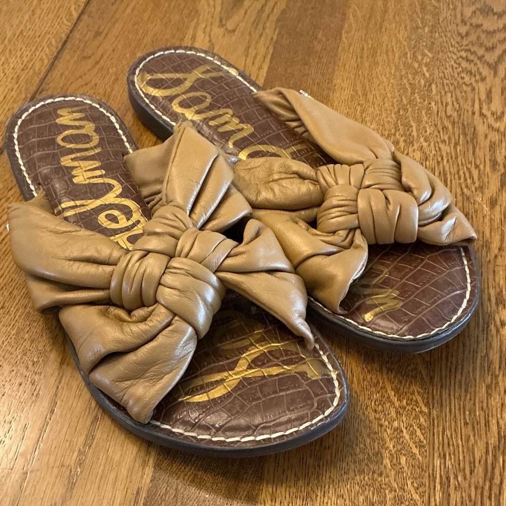 Woman’s Sam Edelman knot slide tan sandal. Size 10.5. Leather. Barely worn! Cute